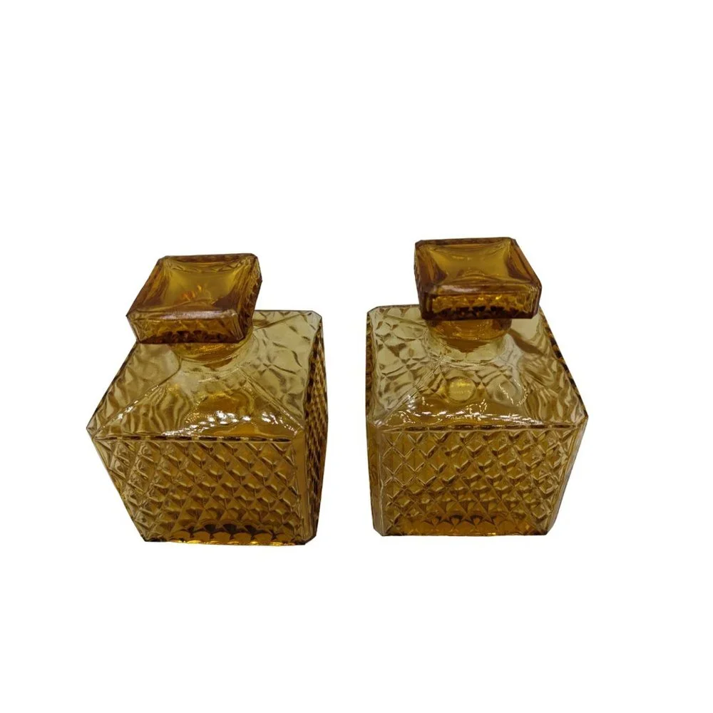 Unbranded vintage set